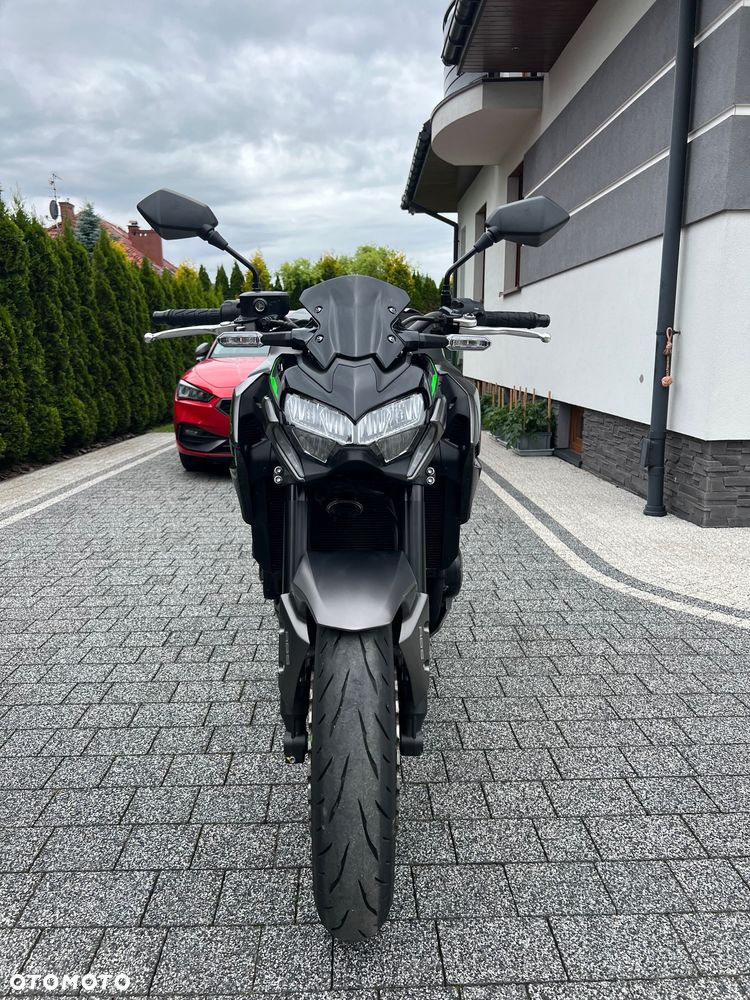 Kawasaki Z 900 - 10