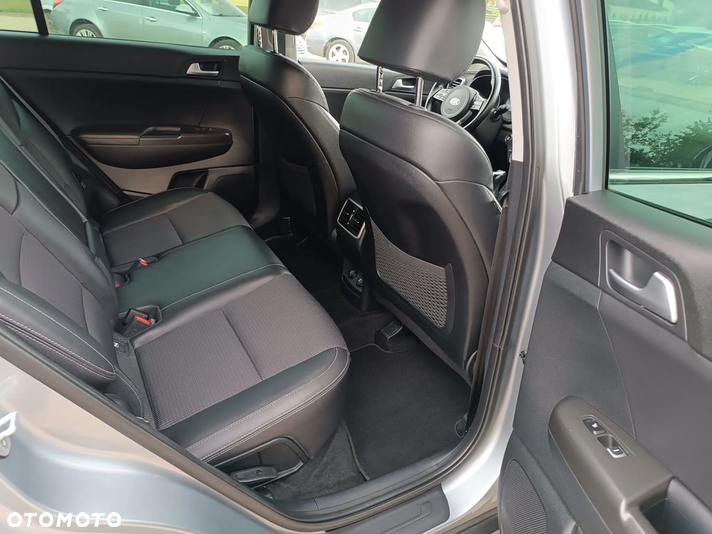 Kia Sportage 1.6 GDI 2WD DREAM-TEAM EDITION - 23