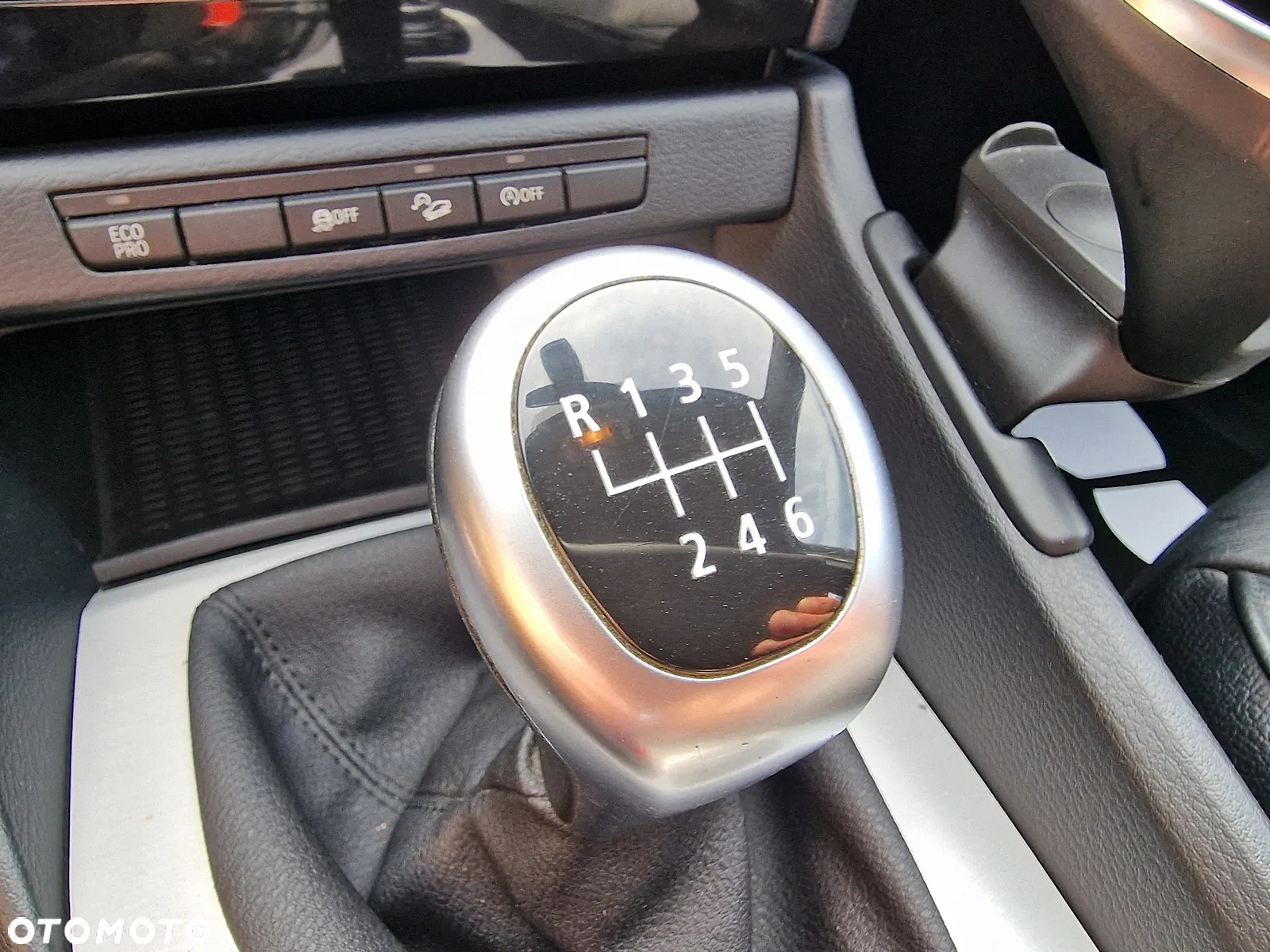 BMW X1 xDrive18d - 13