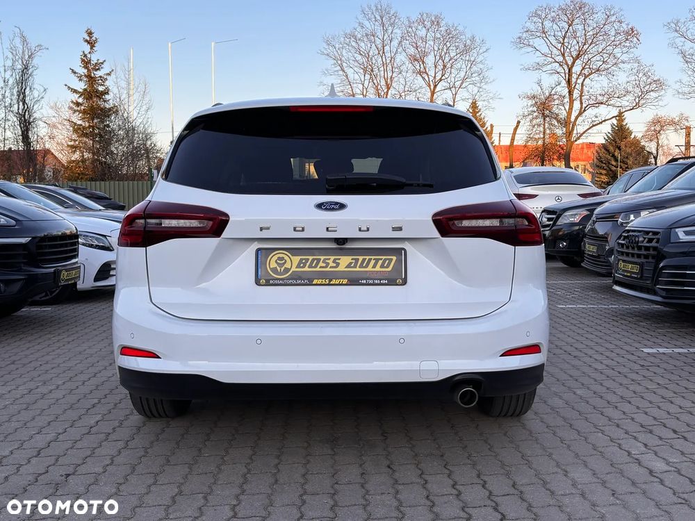 Ford Focus - 8