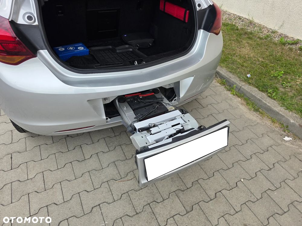 Opel Astra 1.6 Cosmo - 30