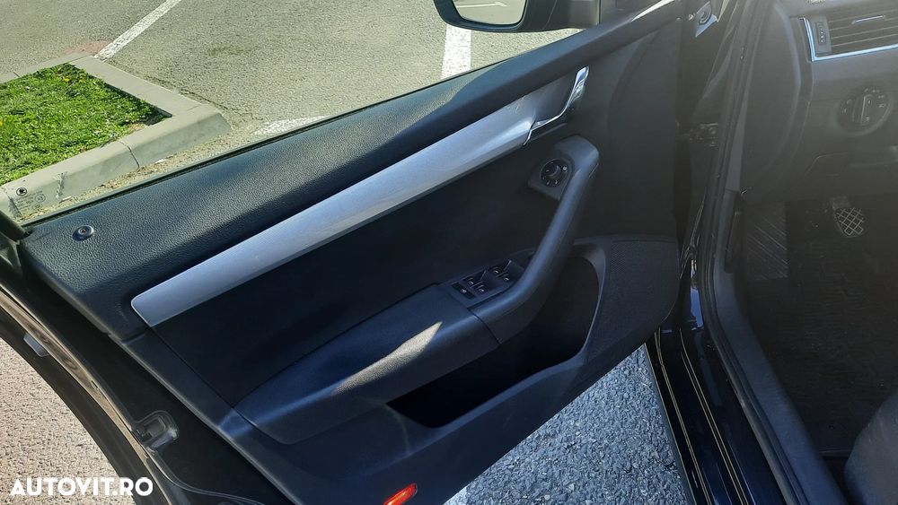 Skoda Octavia 1.2 TSI AMBITION - 13