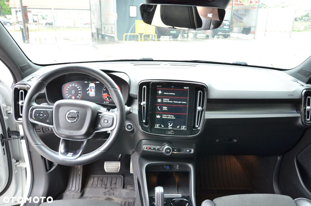 Volvo XC 40 T5 AWD Geartronic R-Design - 13