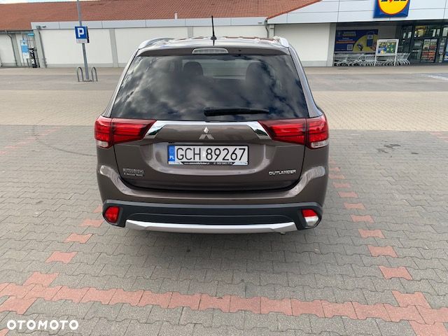 Mitsubishi Outlander 2.0 Intense + 2WD - 6