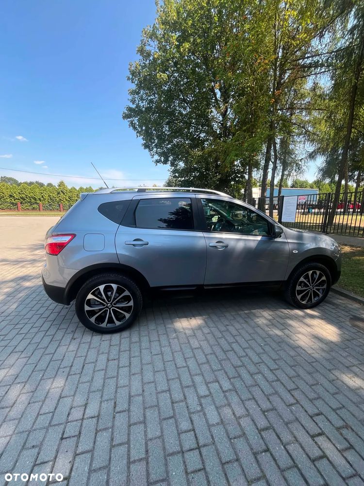Nissan Qashqai 2.0 dCi DPF acenta - 16