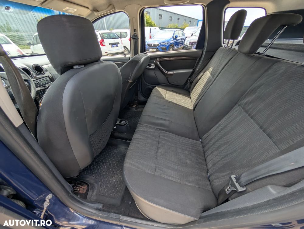 Dacia Duster 1.5 dCi 4x4 Ambiance - 14