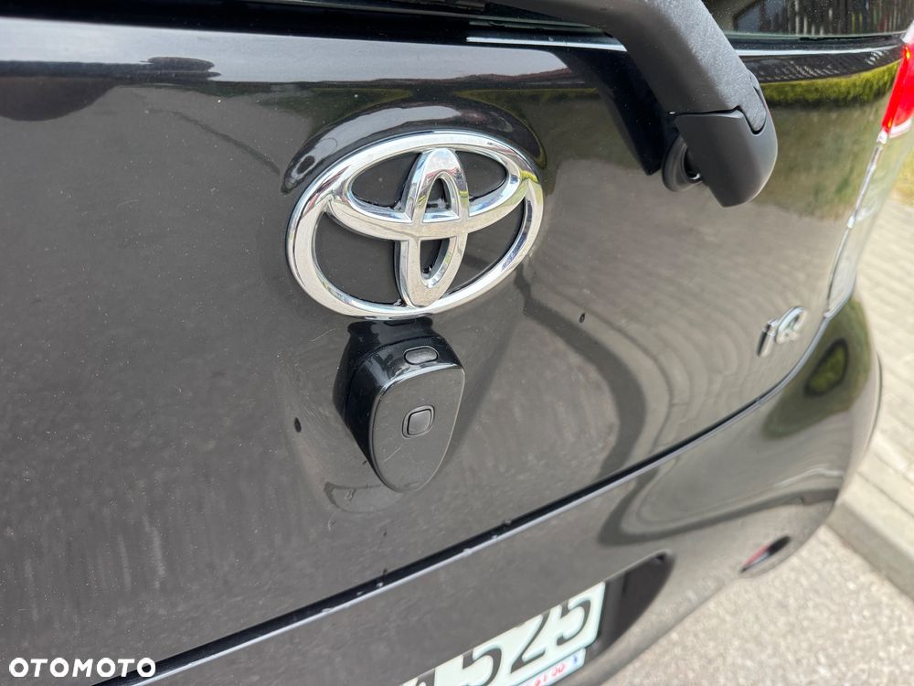 Toyota iQ 1.0 Multidrive + - 16