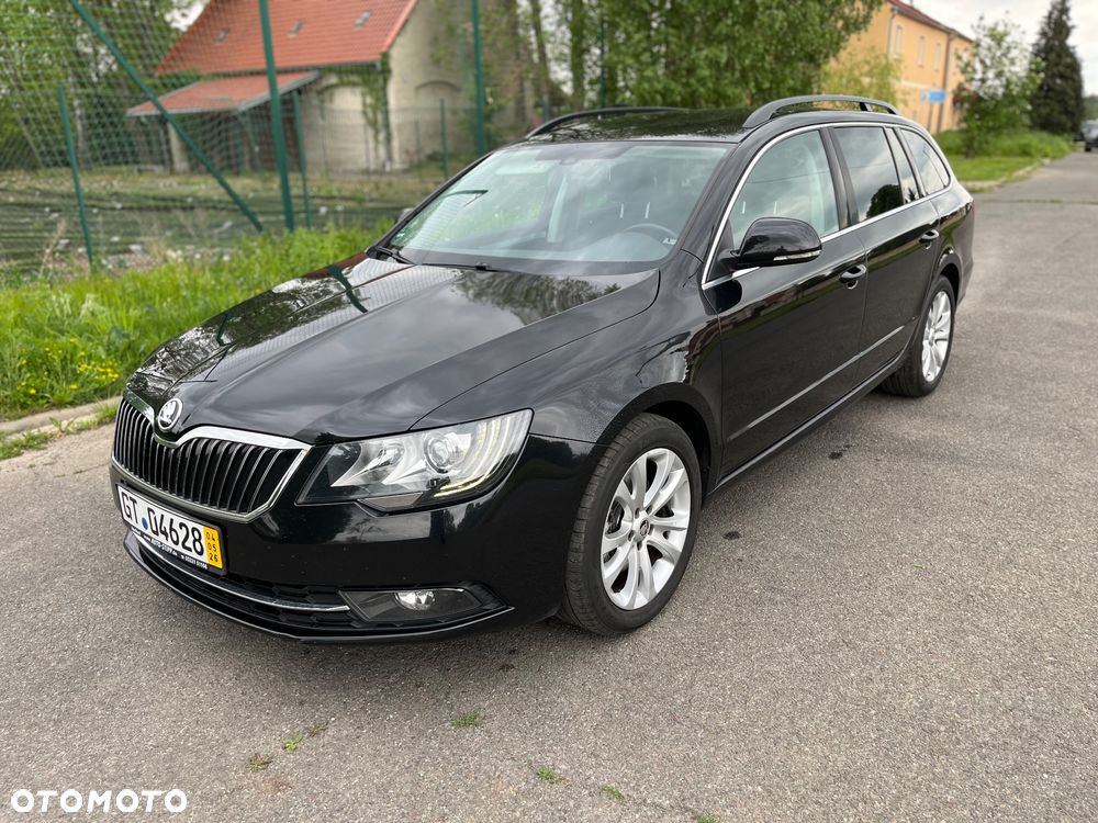 Skoda Superb 2.0 TDI Green tec DSG Ambition - 1