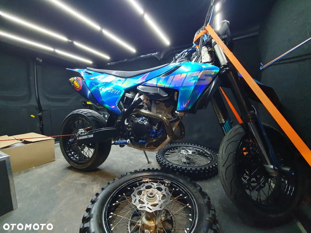 Husqvarna FE - 3