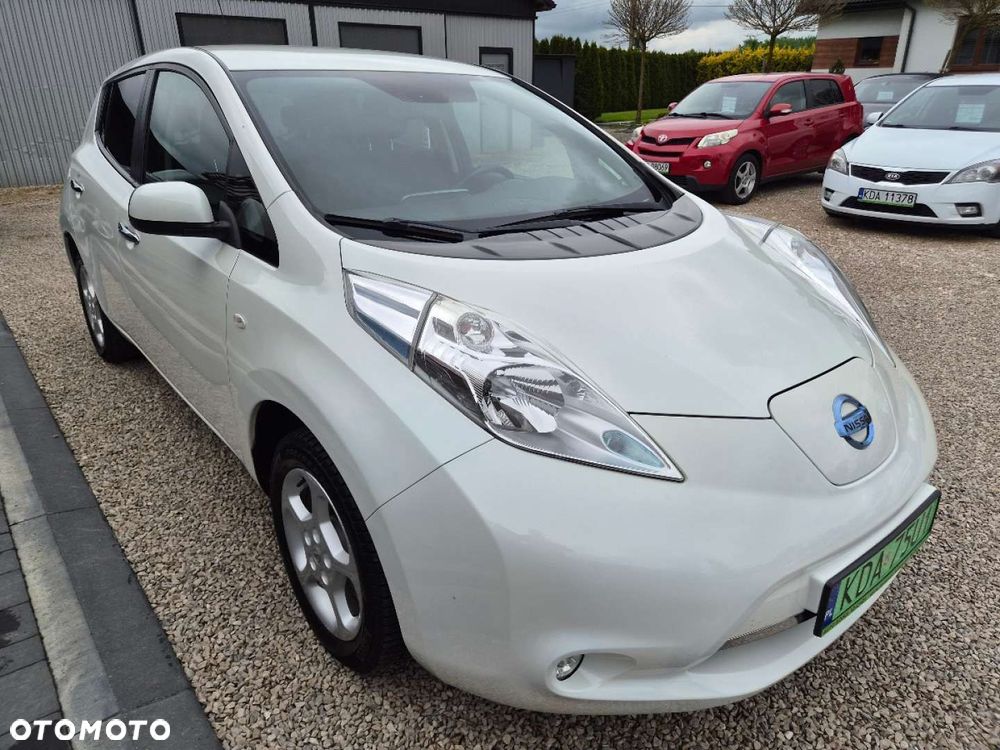 Nissan Leaf - 12