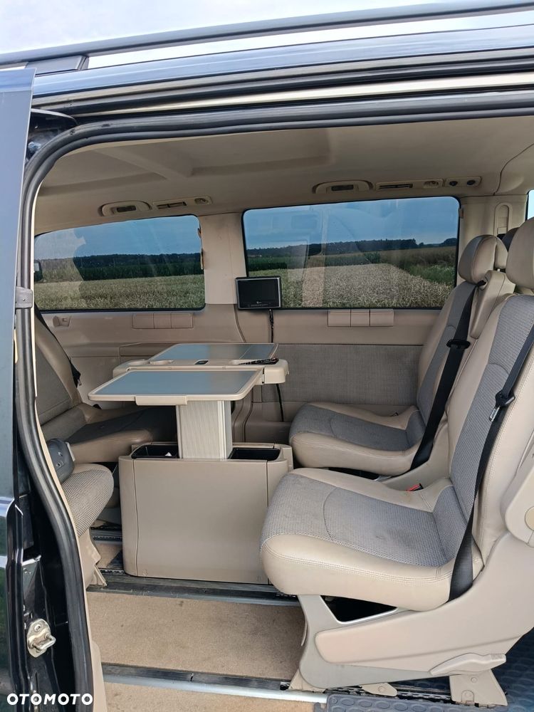 Mercedes-Benz Viano - 8