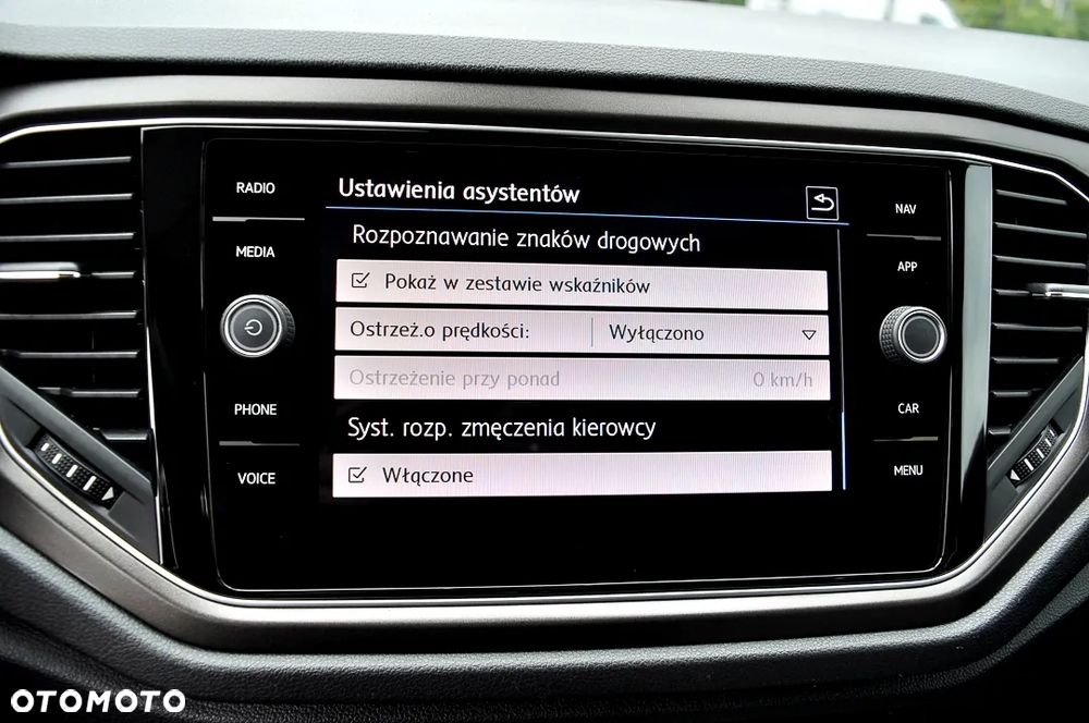 Volkswagen T-Roc 1.6 TDI SCR DPF Advance - 30