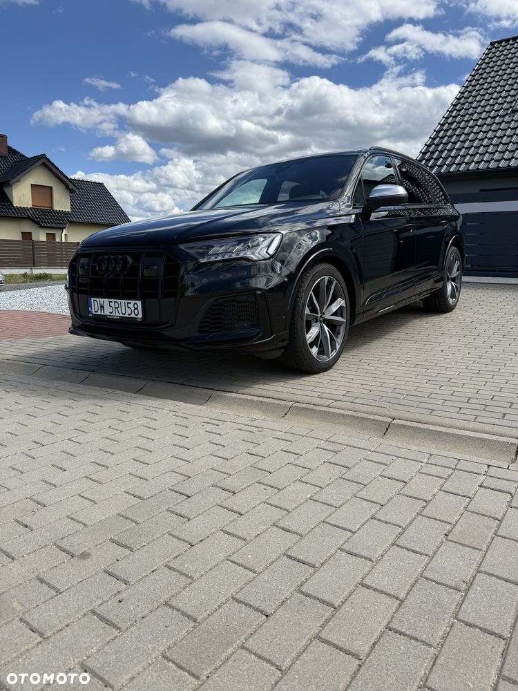 Audi SQ7 - 1
