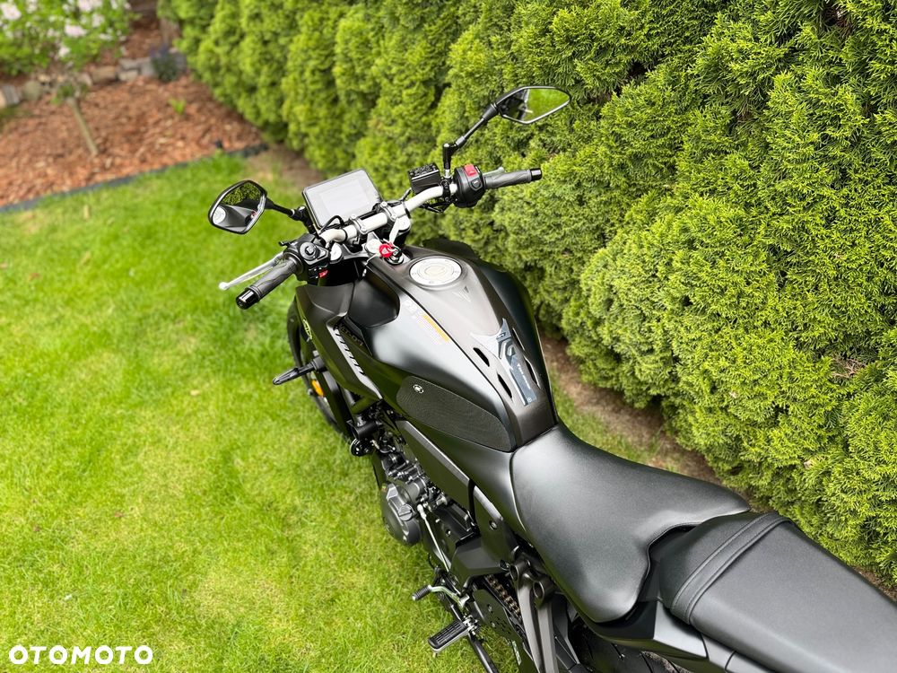 Yamaha MT - 11