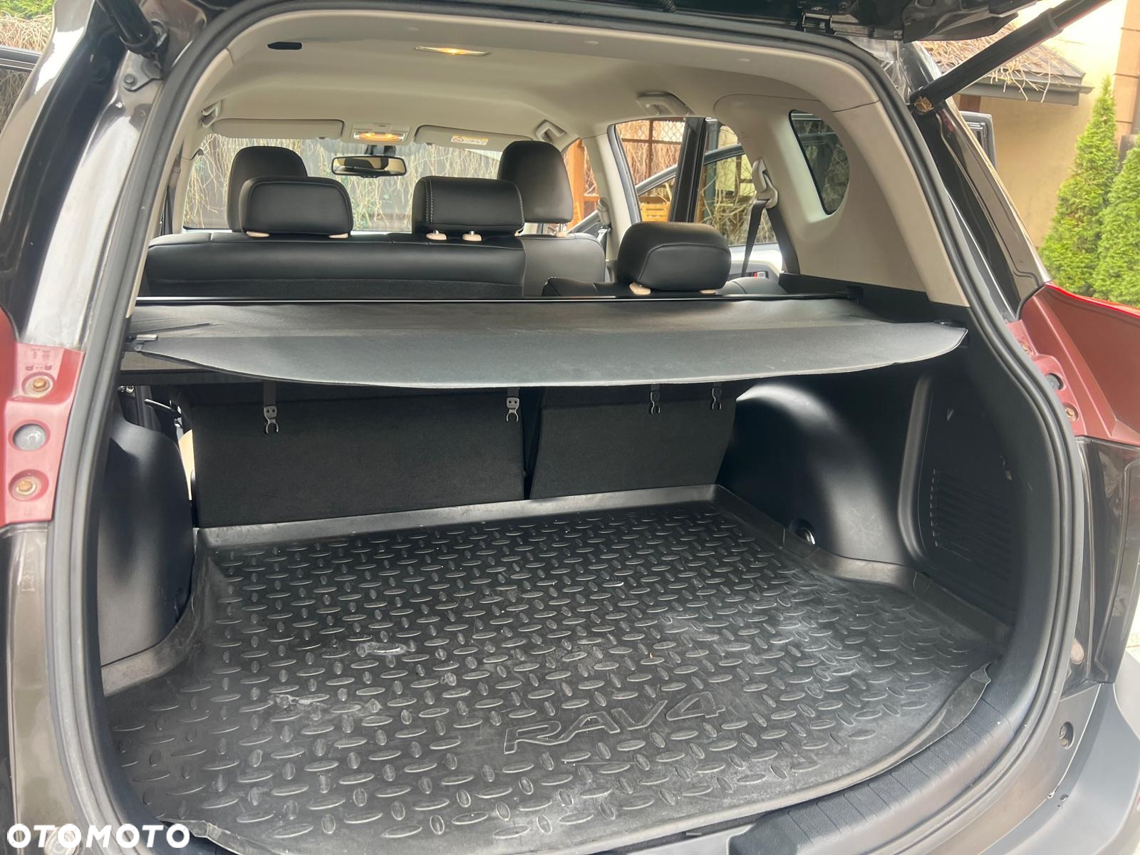 Toyota RAV4 - 3