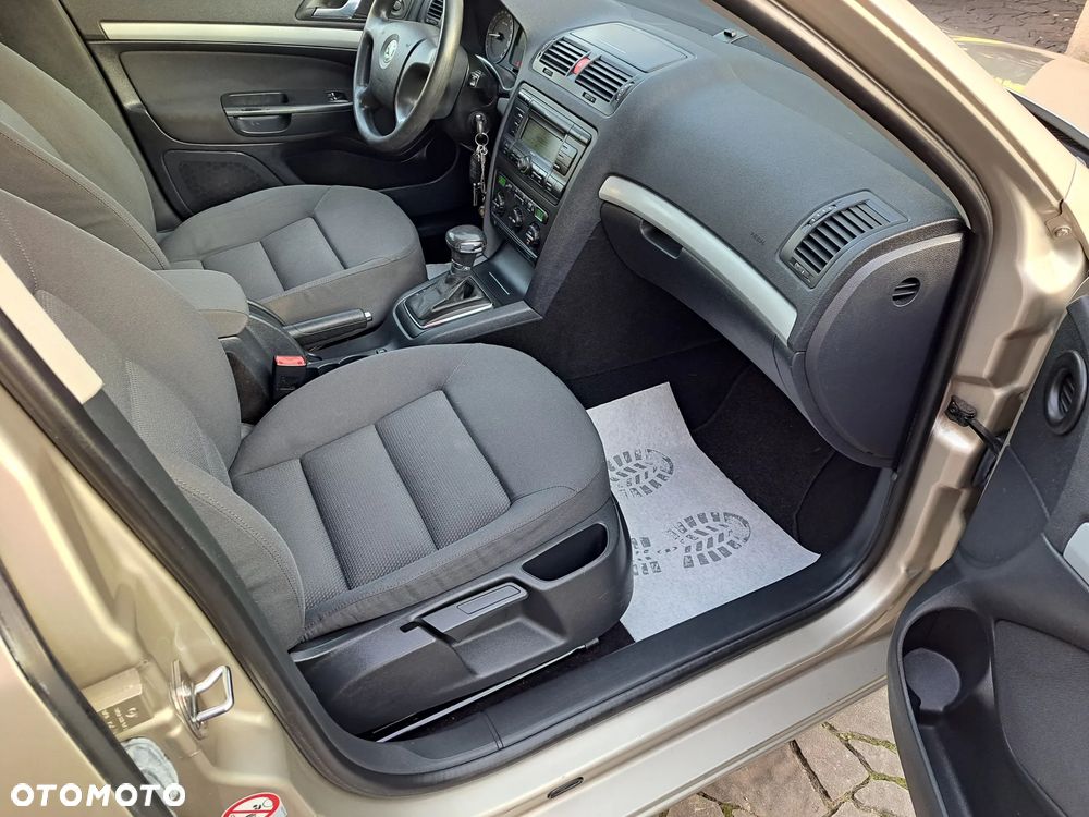 Skoda Octavia - 15