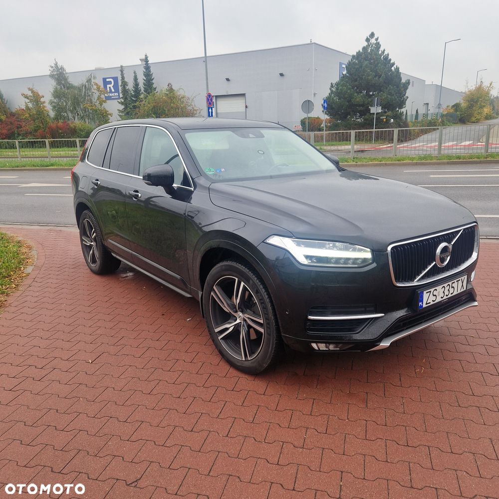 Volvo XC 90 - 1