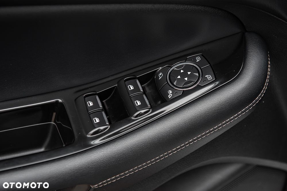 Ford Edge 2.0 TDCi Bi-Turbo 4x4 Titanium - 17