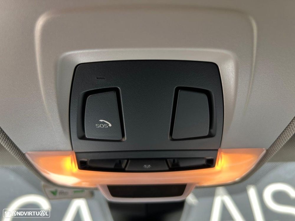 BMW 216 Active Tourer d Auto — fotografia 15