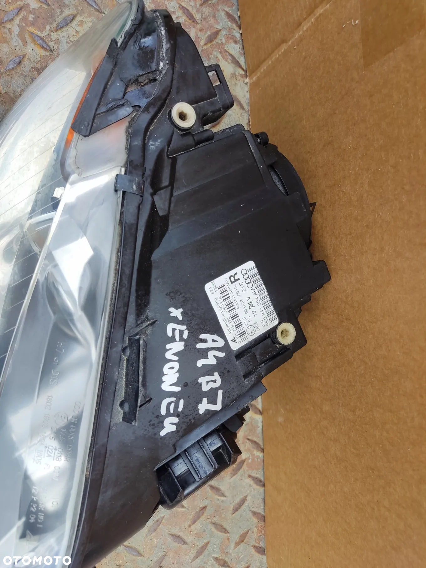 AUDI A4 B7 LAMPA PRZEDNIA PRAWA XENON EUROPA 8E0941004AM - 4