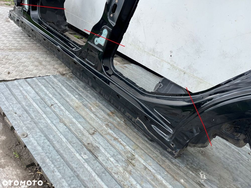 Prog lewy poszycie progu lewe Mercedes W204 SEDAN 040U C040 czarny ORG - 3