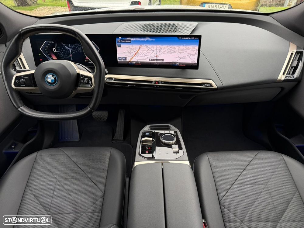 BMW iX xDrive 40 Pack Desportivo - 30