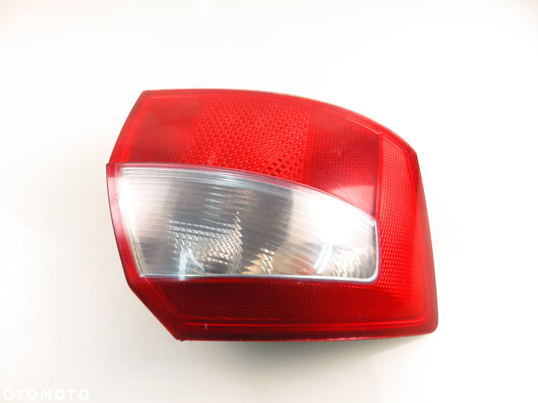 LAMPA LEWA TYLNA AUDI A4 B6 Sedan (8E2) 8E0945095C - 10
