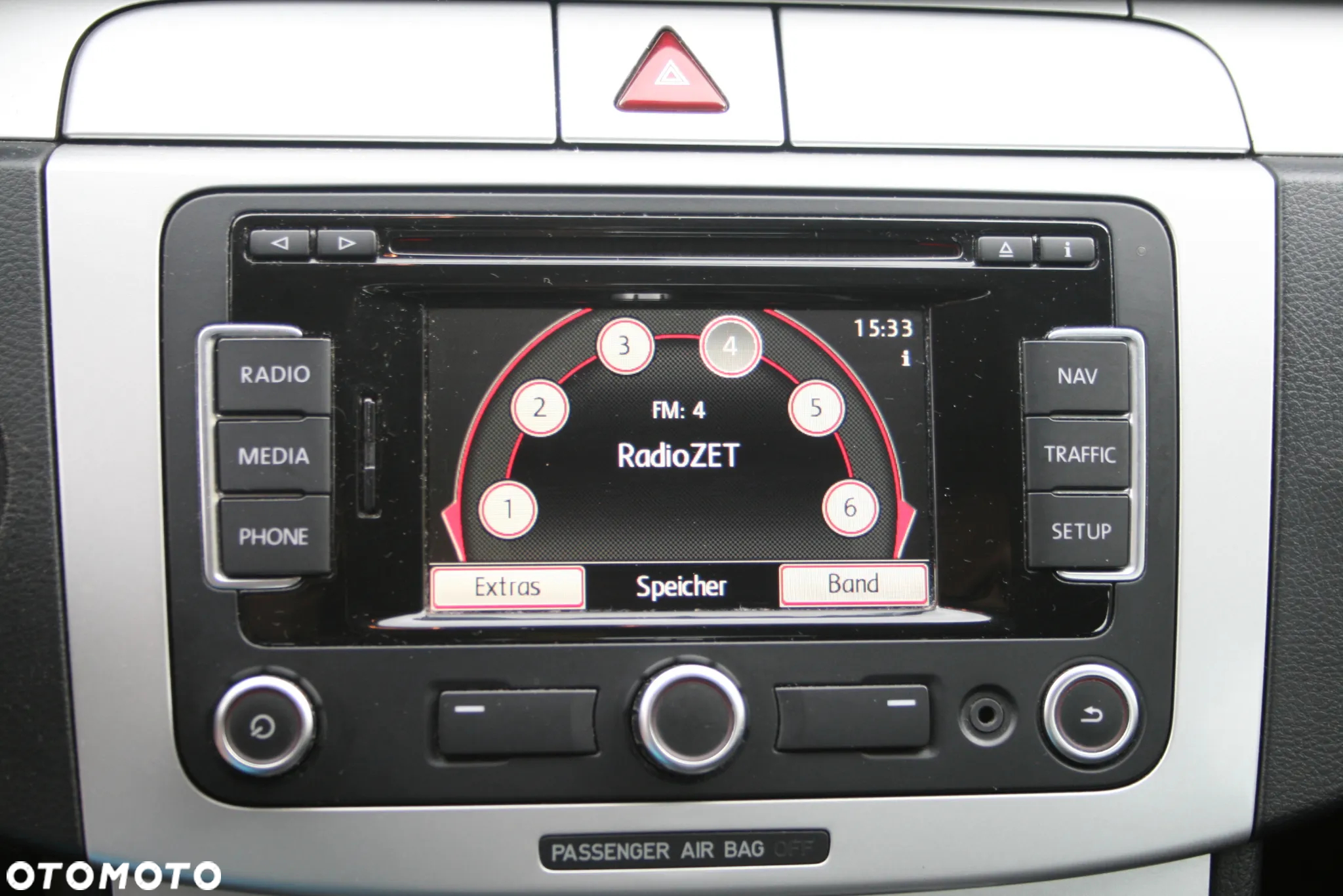 Volkswagen Passat 1.6 TDI BlueMotion Technology Comfortline - 13