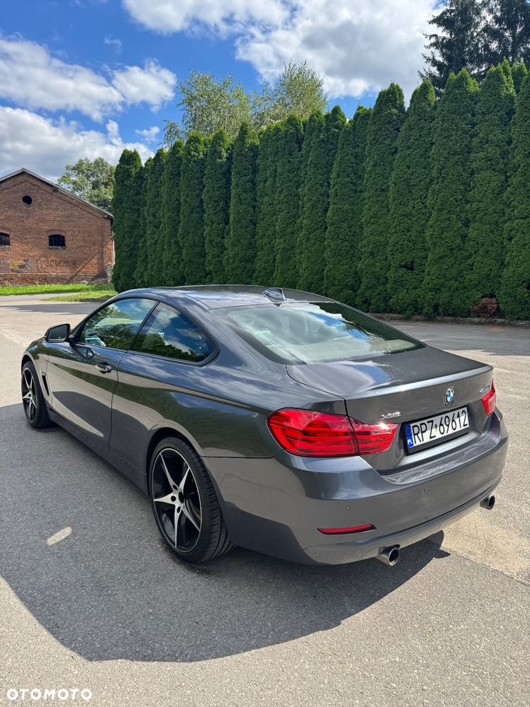 BMW Seria 4 435i Coupe xDrive - 3