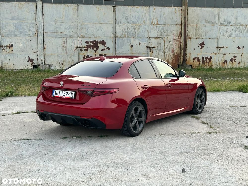 Alfa Romeo Giulia 2.0 Turbo Veloce Q4 - 11
