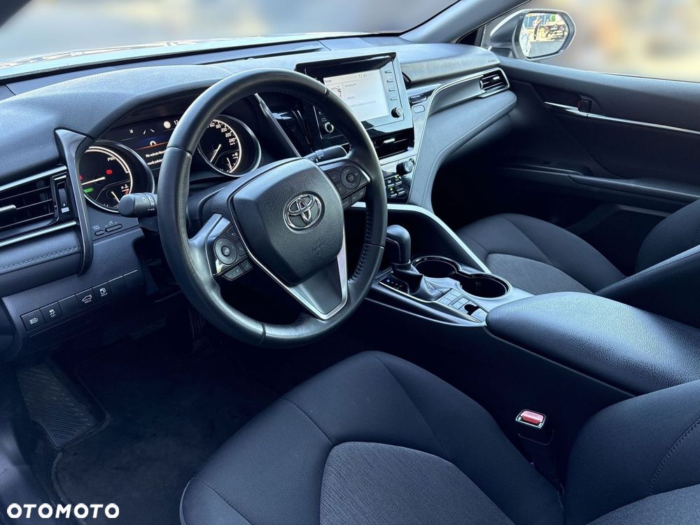 Toyota Camry 2.5 Hybrid Comfort CVT - 9