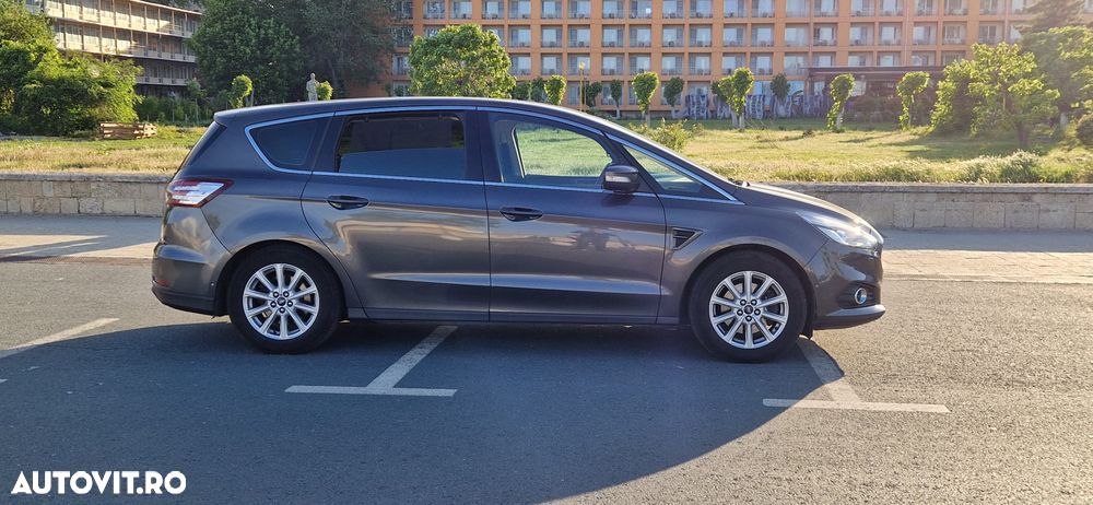 Ford S-Max 2.0 TDCi Powershift Titanium - 4