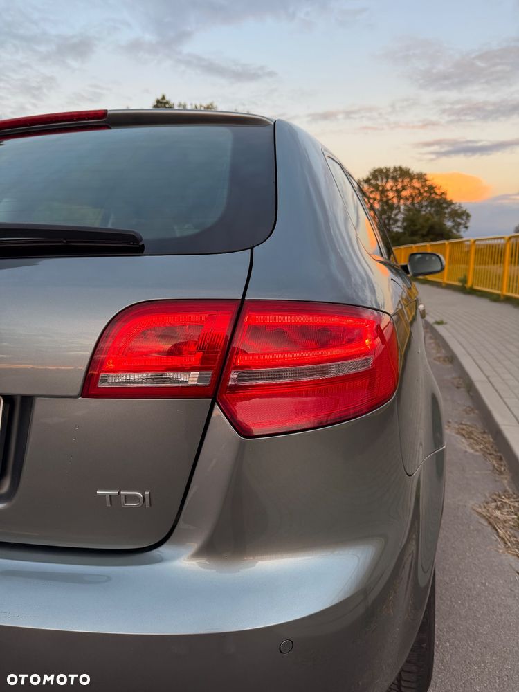 Audi A3 Sportback - 18