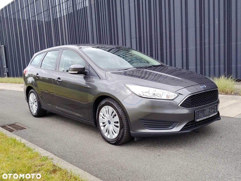 Ford Focus - 1