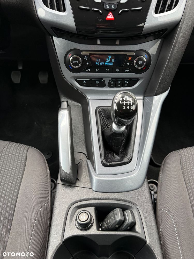 Ford Focus 1.6 TDCi DPF Start-Stopp-System Titanium - 29