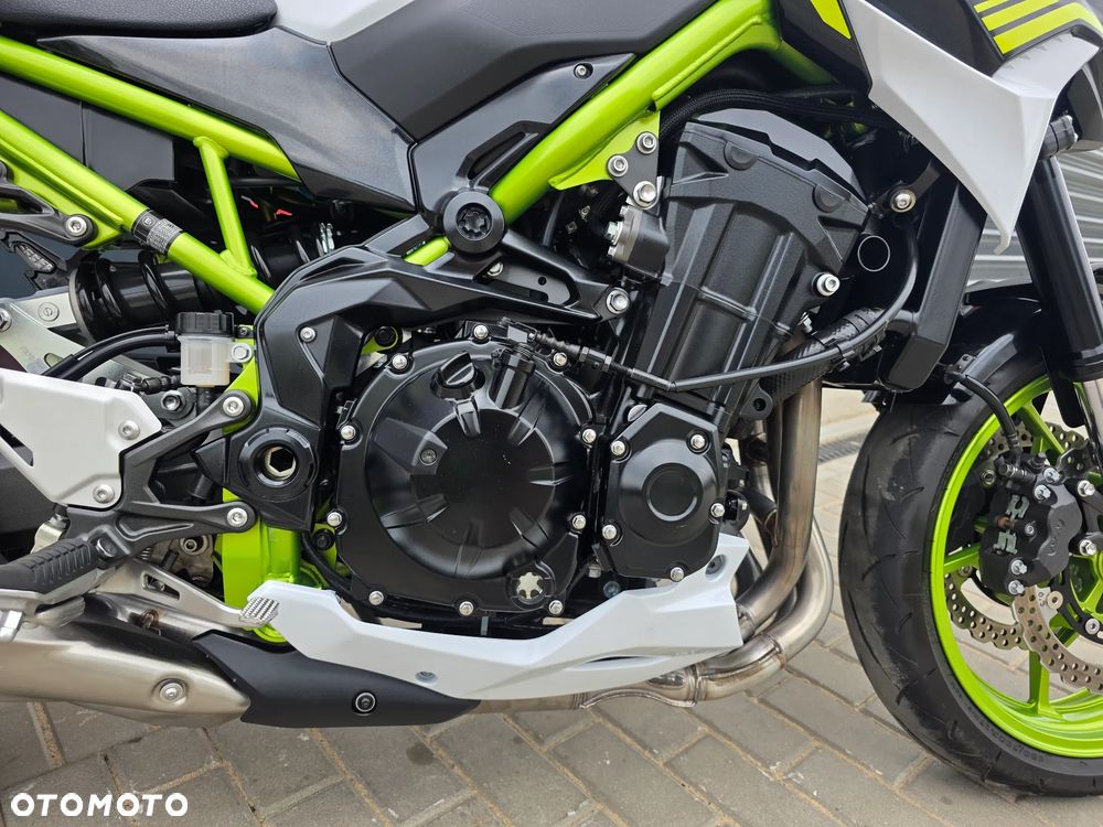 Kawasaki Z 900 - 22