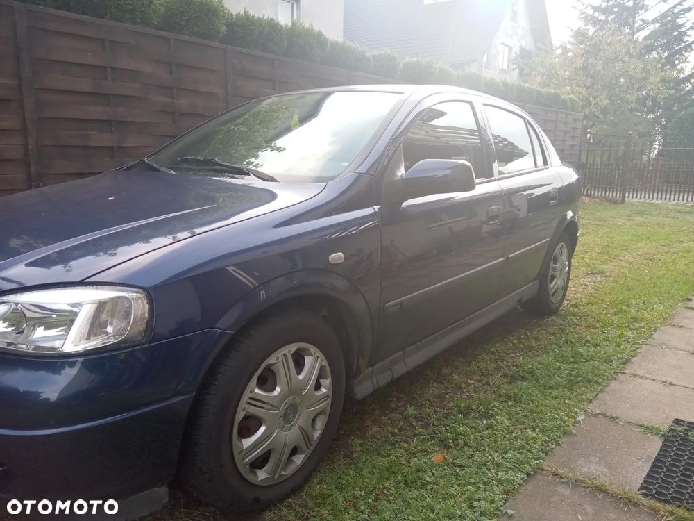 Opel Astra II 1.6 GL / Start - 6