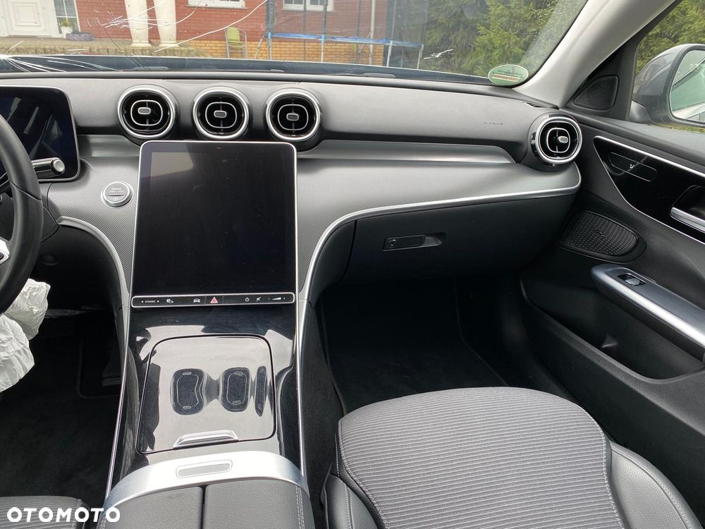 Mercedes-Benz Klasa C ver-180-mhev - 12