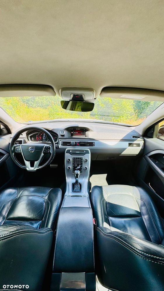 Volvo XC 70 - 8