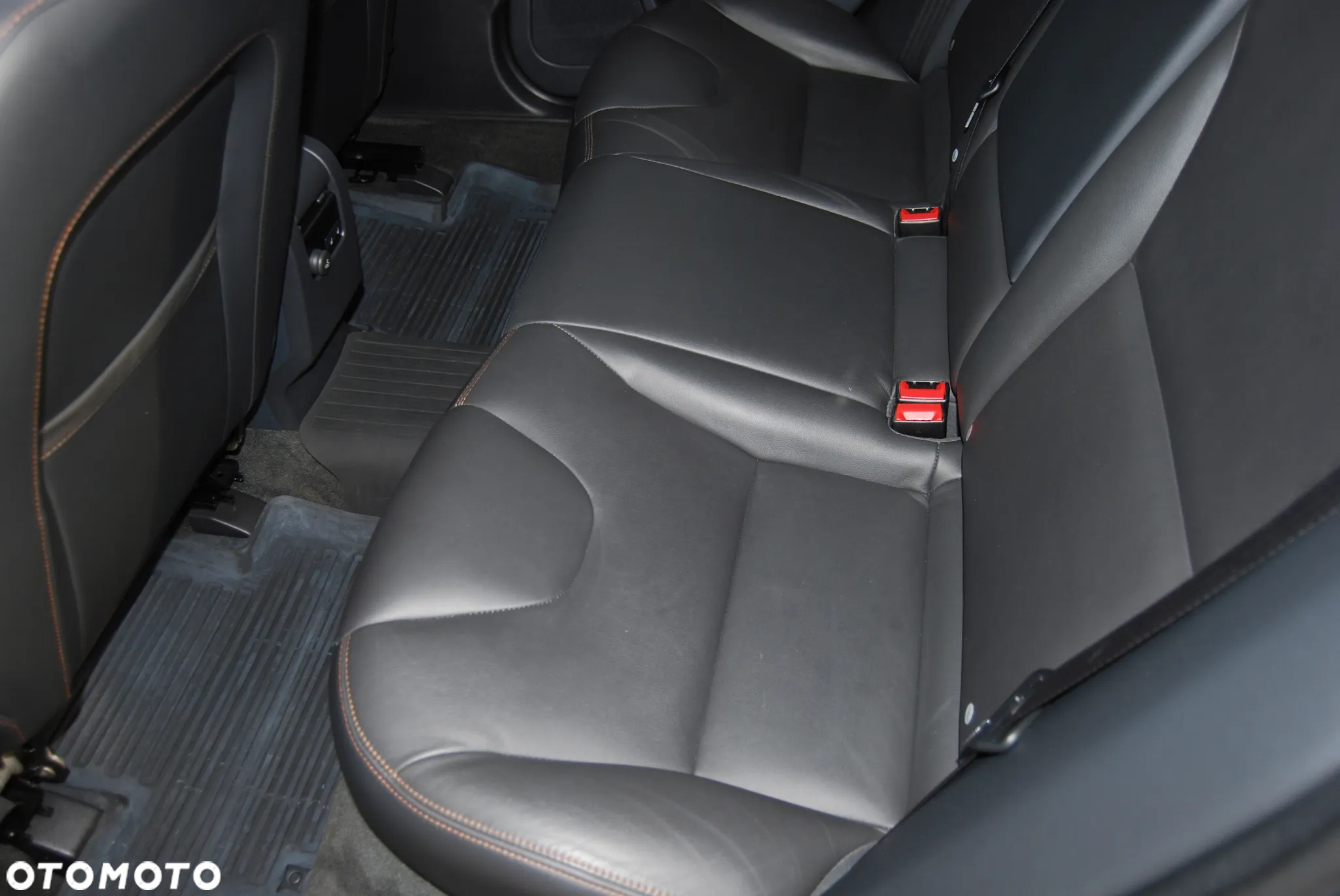 Volvo XC 60 D4 Summum - 8