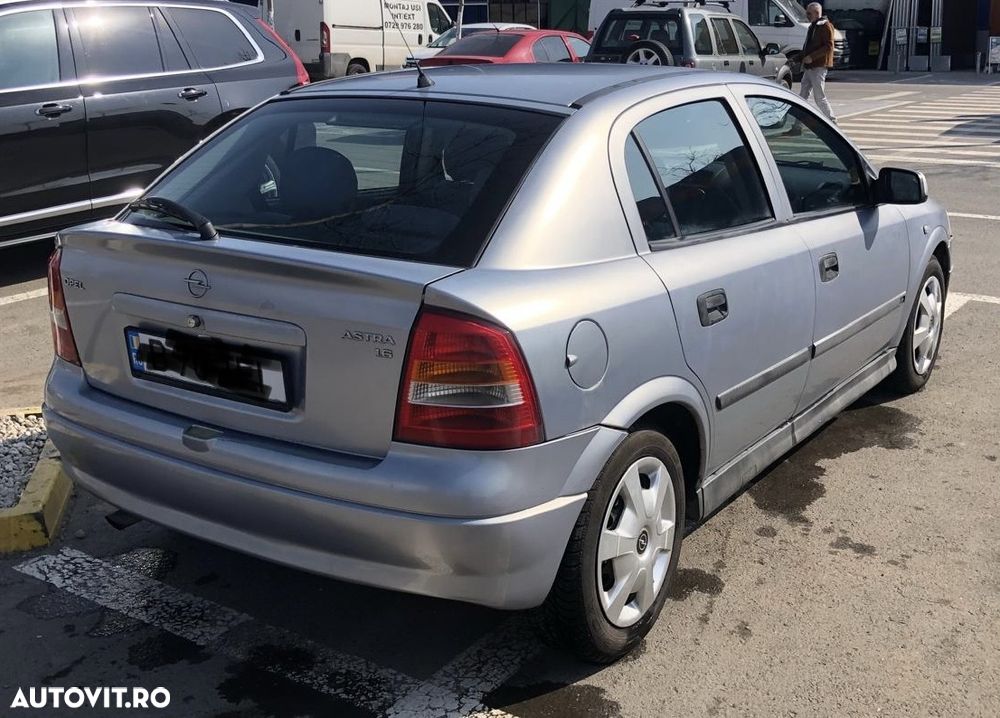 Opel Astra 1.6 - 3