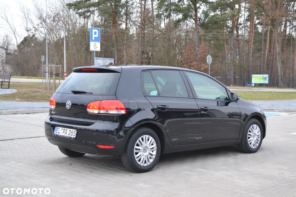 Volkswagen Golf - 14