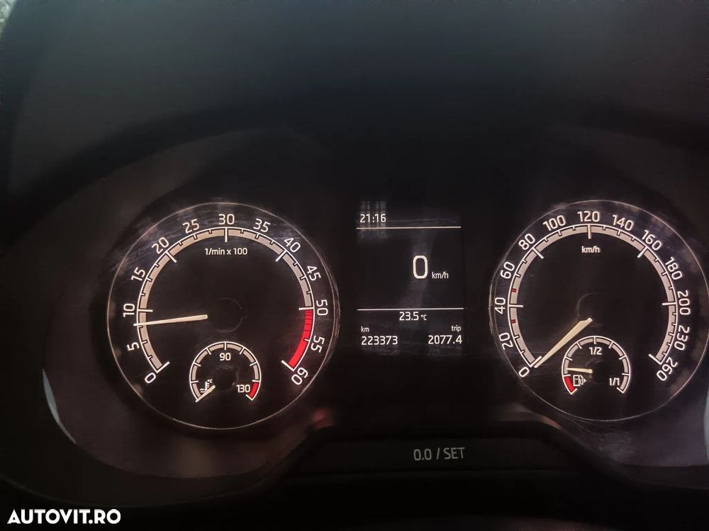 Skoda Octavia 1.6 TDI Style - 33