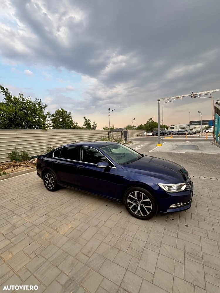 Volkswagen Passat - 13