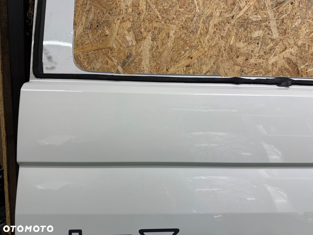 DRZWI PRZÓD PRAWE PRZEDNIE PRAWE BOCZNE PRAWE VOLKSWAGEN T6 BIAŁA PERŁA LS9R - 24