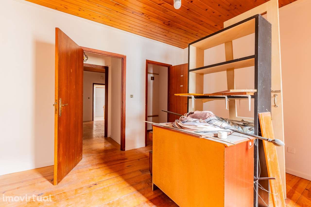 Moradia T1 - Faial, Horta. - Grande imagem: 4/19