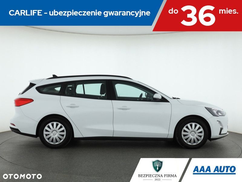Ford Focus SW - 8