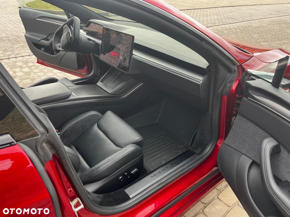 Tesla Model S - 19