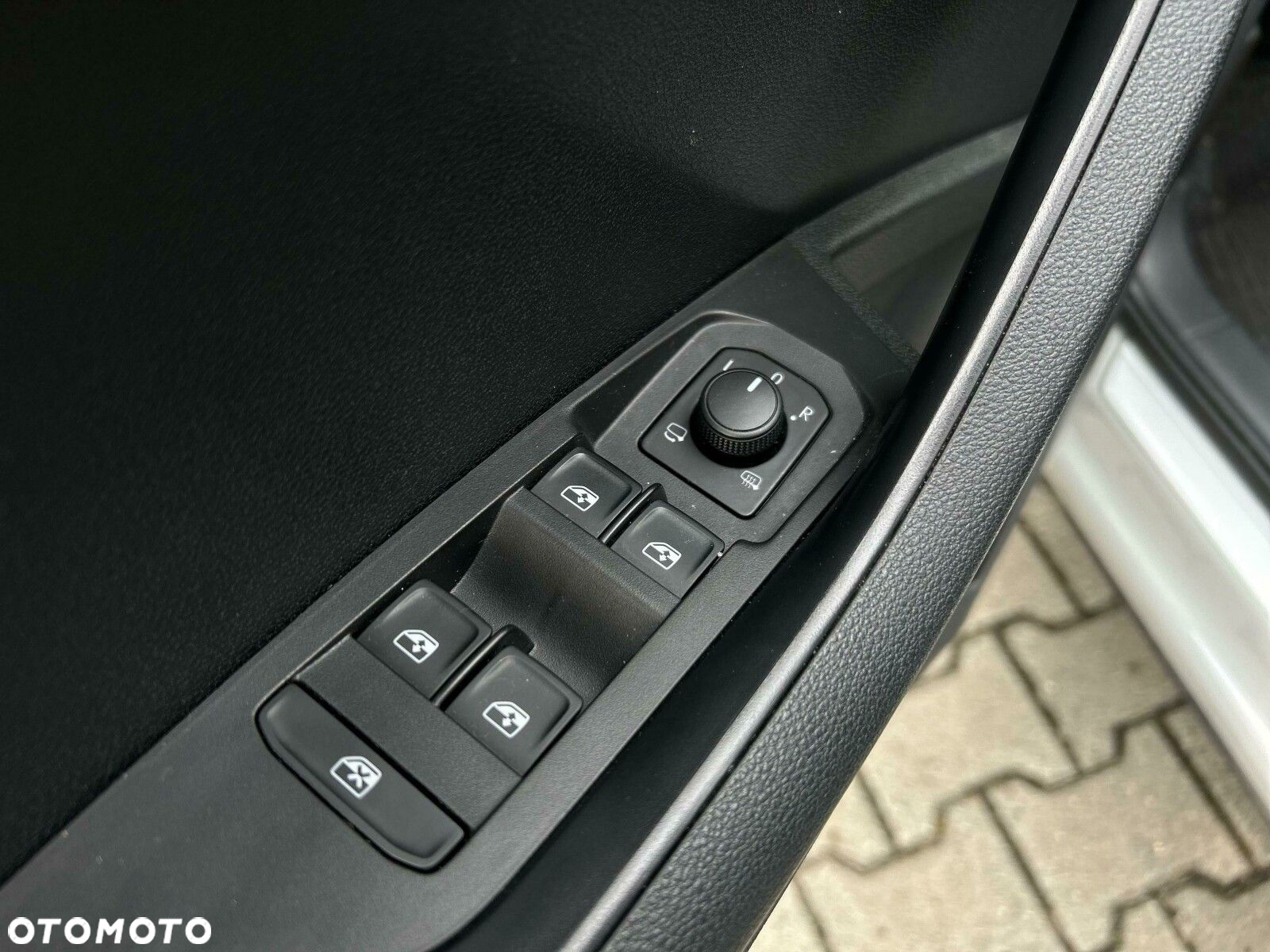 Skoda Karoq 1.5 TSI ACT 4x2 Style DSG - 11