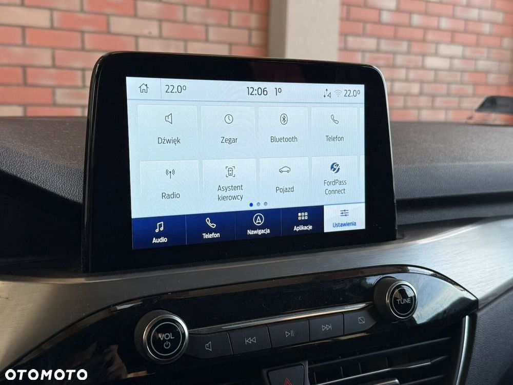 Ford Kuga - 26
